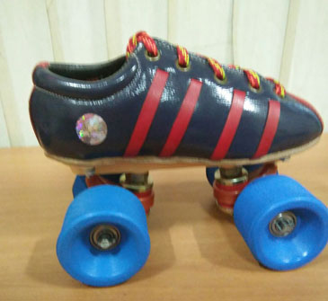 roller-skates-02